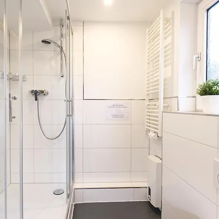 아파트 Gemuetliche Mit Balkon, Ruhig, Perfekt Fuer Paare Und Geschaeftsreisende 에센