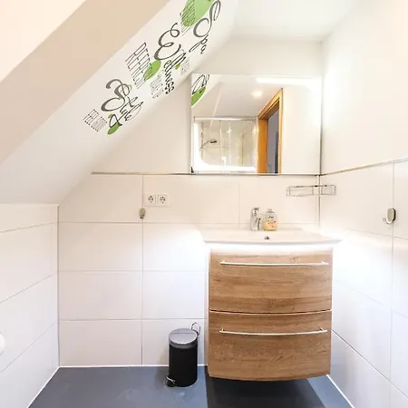 Gemuetliche Mit Balkon, Ruhig, Perfekt Fuer Paare Und Geschaeftsreisende *