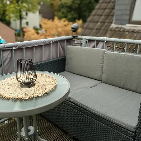 Apartmán Gemuetliche Mit Balkon, Ruhig, Perfekt Fuer Paare Und Geschaeftsreisende Essen